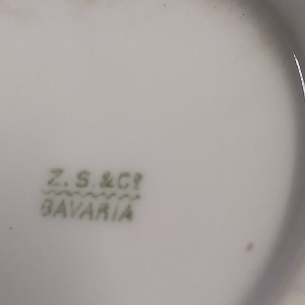 Elegant Gold and White  Candle Dish - Picture 4 of 4